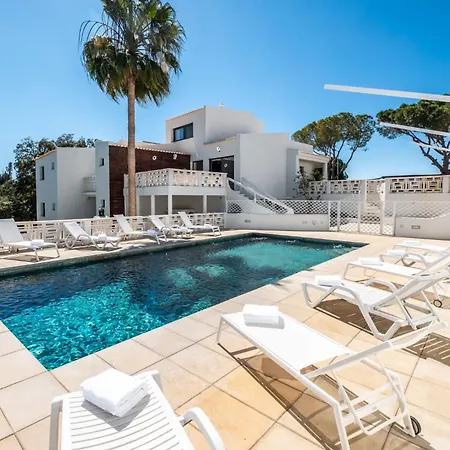 Semesterbostad Horizon Grande - Stunning Luxury Great Location Sleeps 16