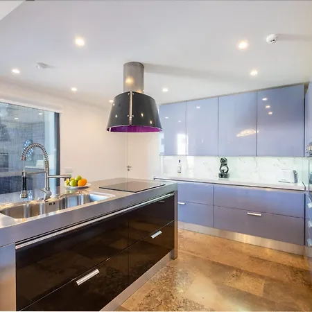 别墅 Horizon Grande - Stunning Luxury Great Location Sleeps 16 珀彻斯