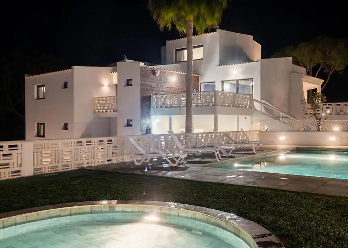 Willa Horizon Grande - Stunning Luxury Great Location Sleeps 16