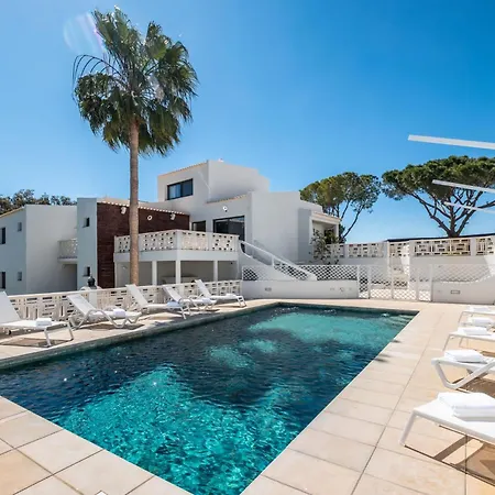 Horizon Grande - Stunning Luxury Great Location Sleeps 16 * Porches (Algarve)