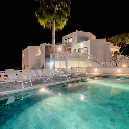 Horizon Grande - Stunning Luxury Great Location Sleeps 16 Porches (Algarve)