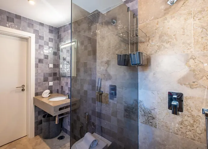 Horizon Grande - Stunning Luxury Great Location Sleeps 16 Porches