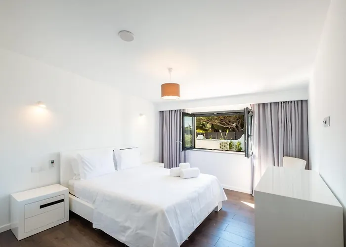 Horizon Grande - Stunning Luxury Great Location Sleeps 16 *