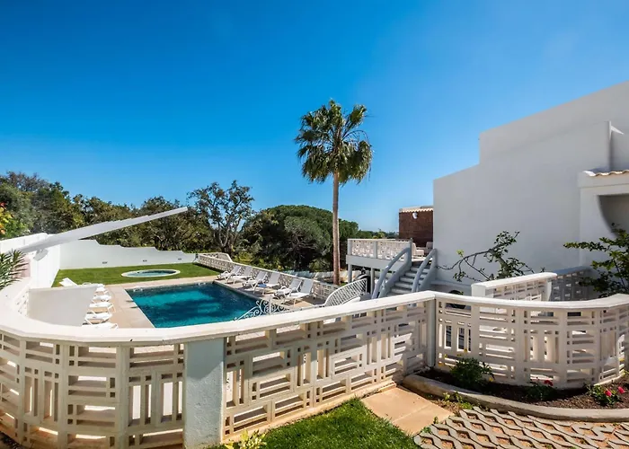 Horizon Grande - Stunning Luxury Great Location Sleeps 16 Villa Porches