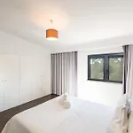 Horizon Grande - Stunning Luxury Great Location Sleeps 16
