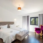 Horizon Grande - Stunning Luxury Great Location Sleeps 16 Porches (Algarve)