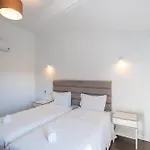Villa Horizon Grande - Stunning Luxury Great Location Sleeps 16